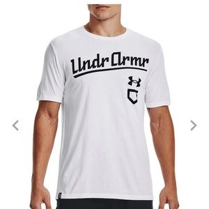 Under Armour Men’s shirt